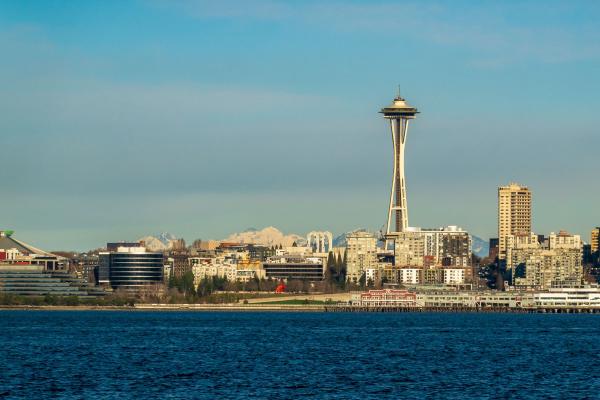 Where should Amazon interns live in Seattle?